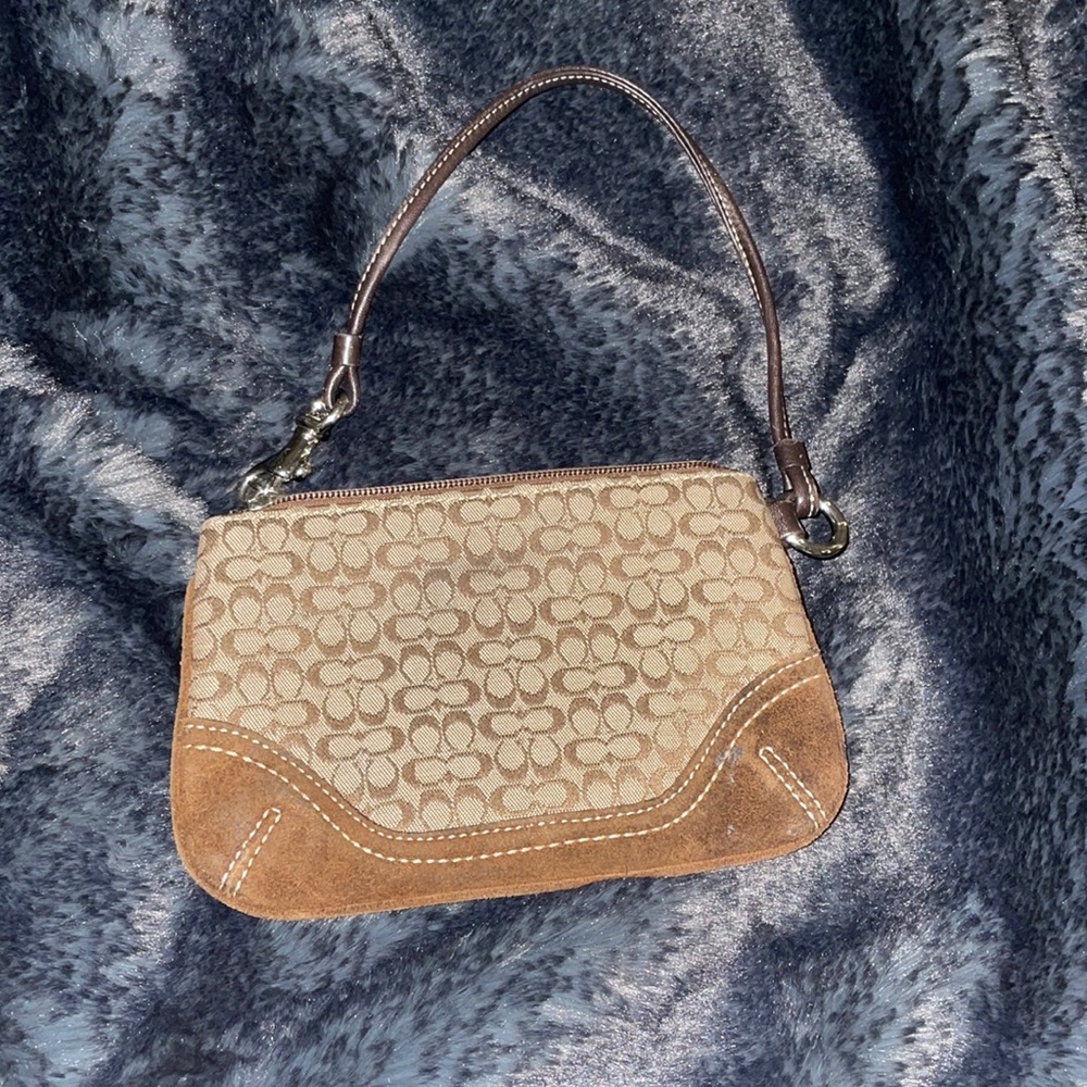 VINTAGE COACH WRISTLET